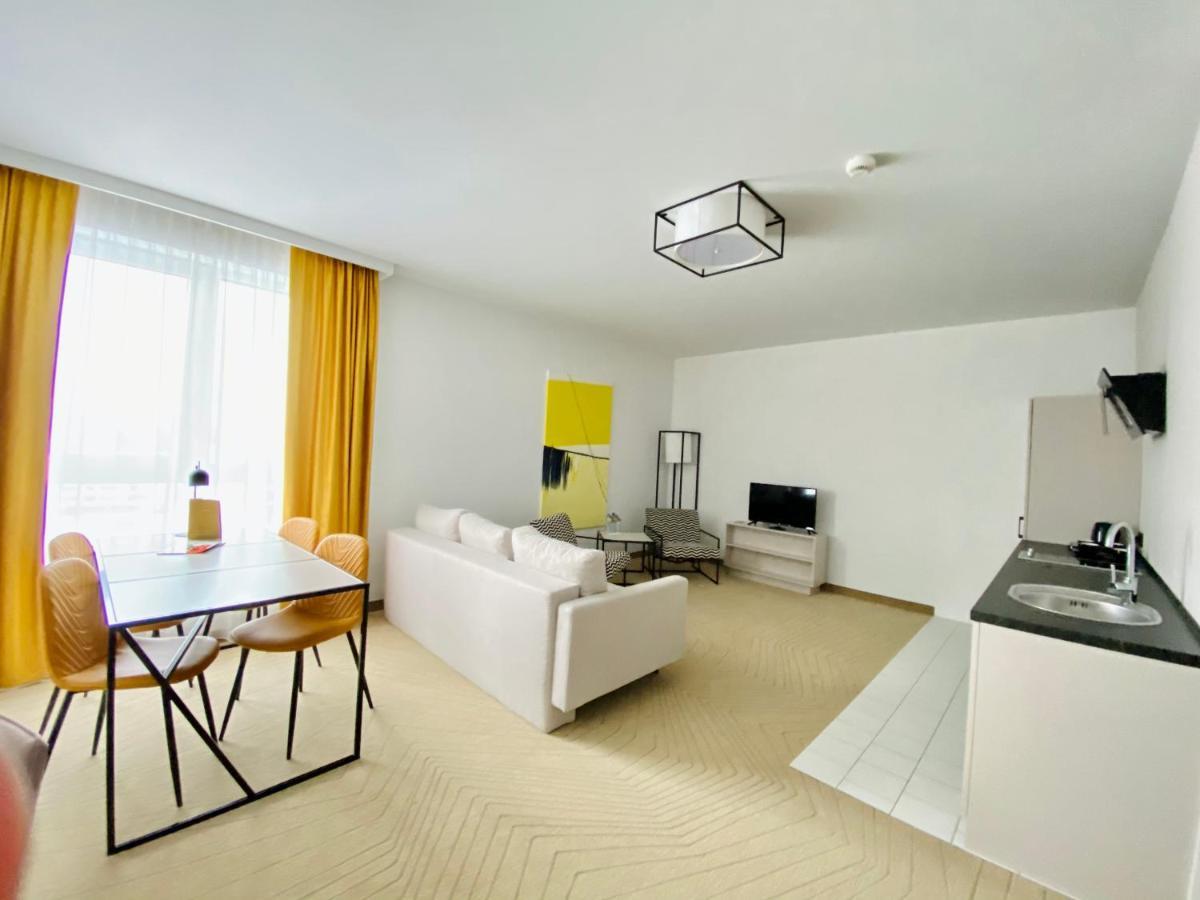 Arche Hotel Krakowska Varsavia Esterno foto