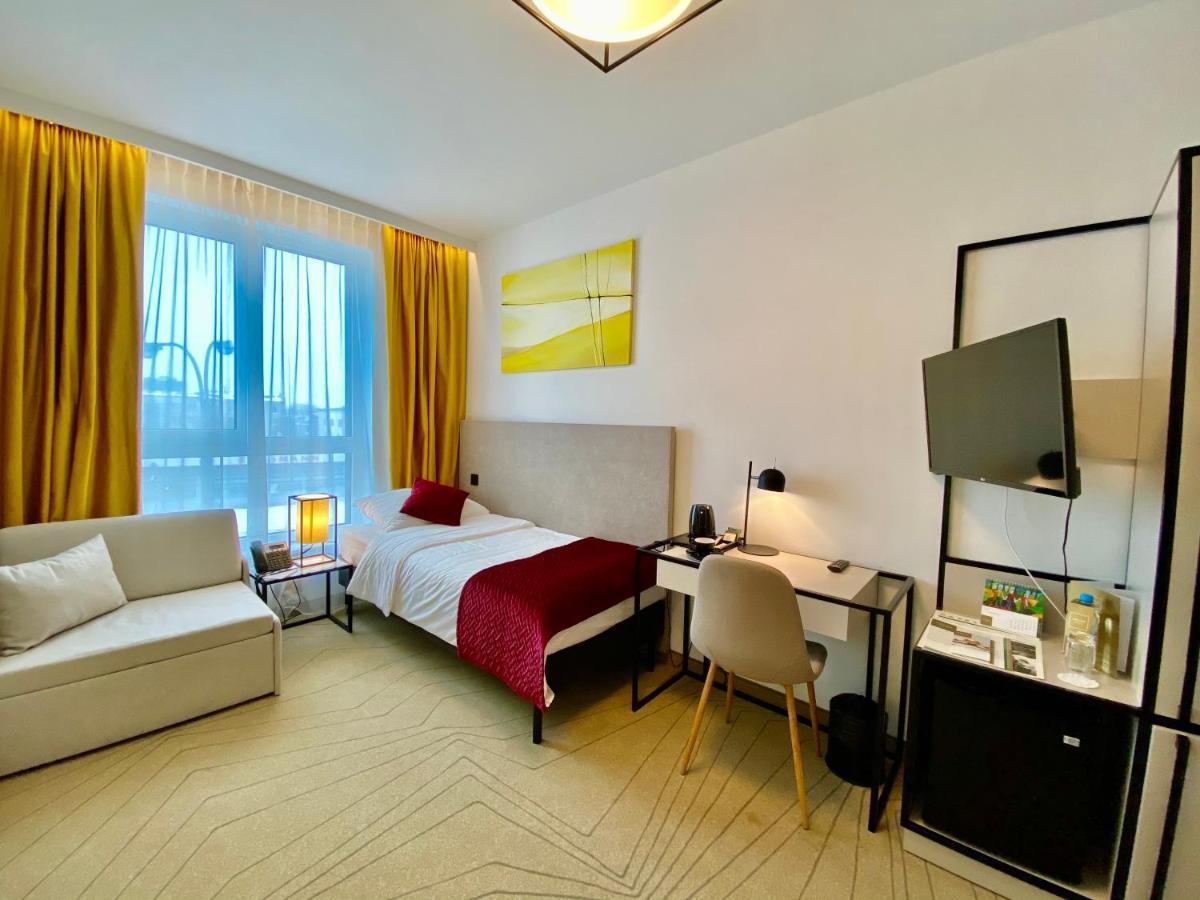 Arche Hotel Krakowska Varsavia Esterno foto