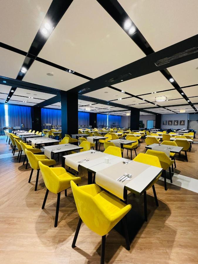 Arche Hotel Krakowska Varsavia Esterno foto