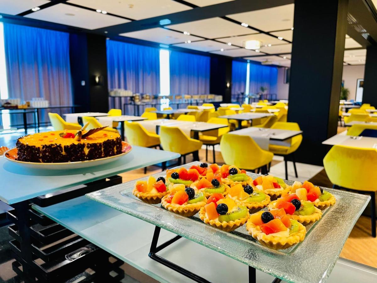 Arche Hotel Krakowska Varsavia Esterno foto