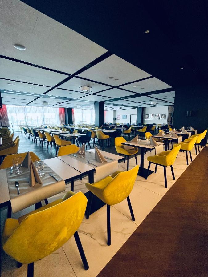 Arche Hotel Krakowska Varsavia Esterno foto