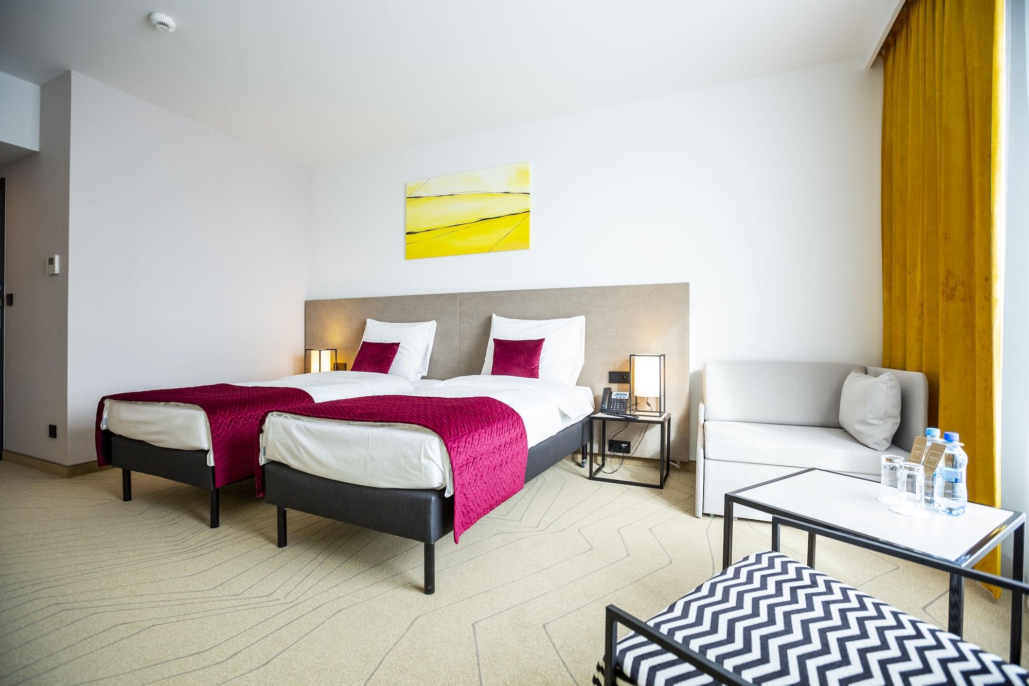 Arche Hotel Krakowska Varsavia Esterno foto