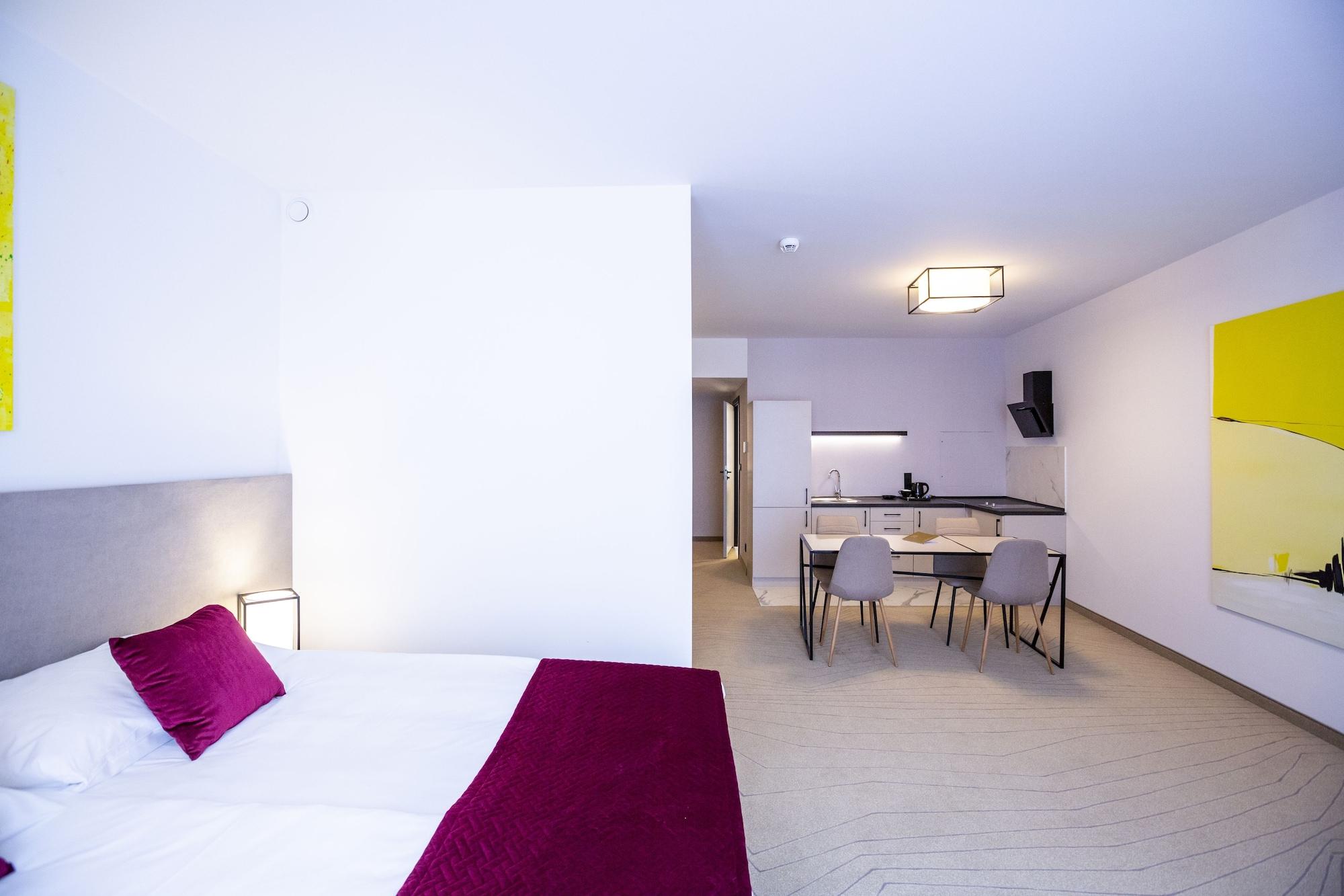 Arche Hotel Krakowska Varsavia Esterno foto