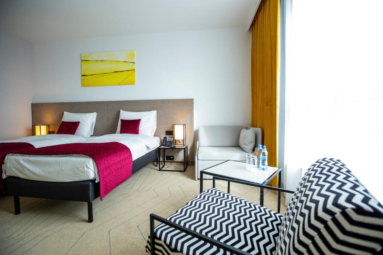 Arche Hotel Krakowska Varsavia Esterno foto