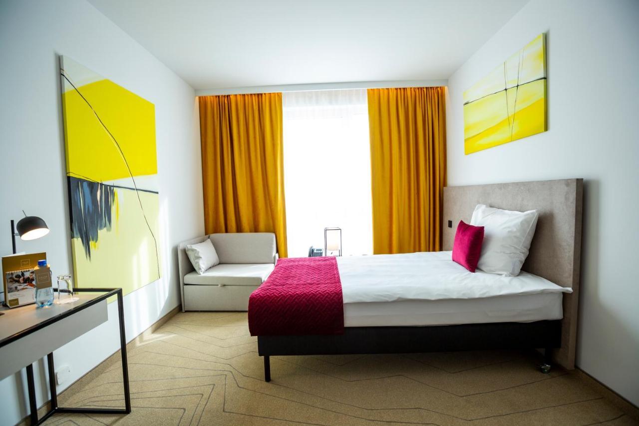 Arche Hotel Krakowska Varsavia Esterno foto